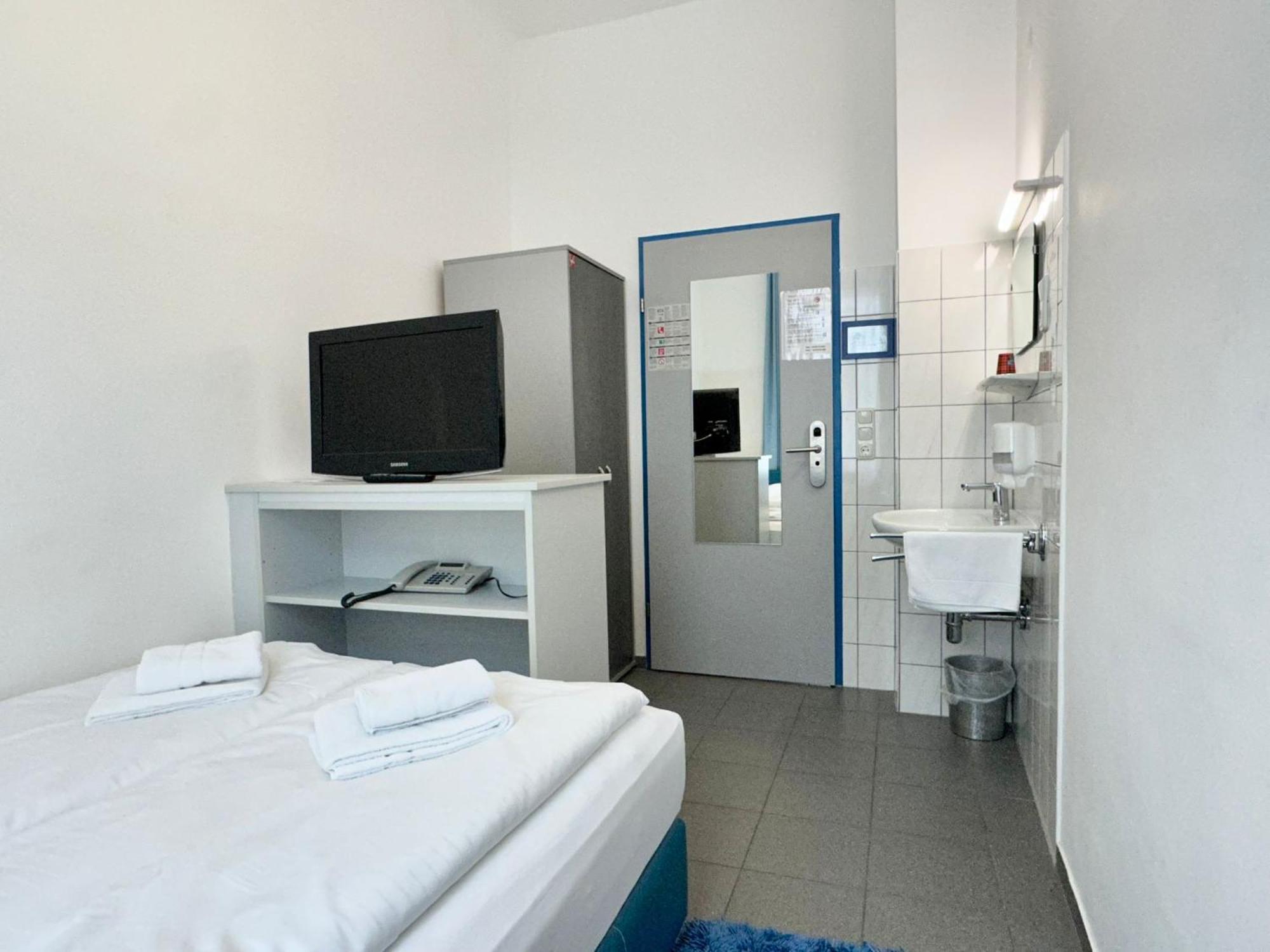Very Central, 5 Min To City Center, Self Check In Vienna Exterior photo