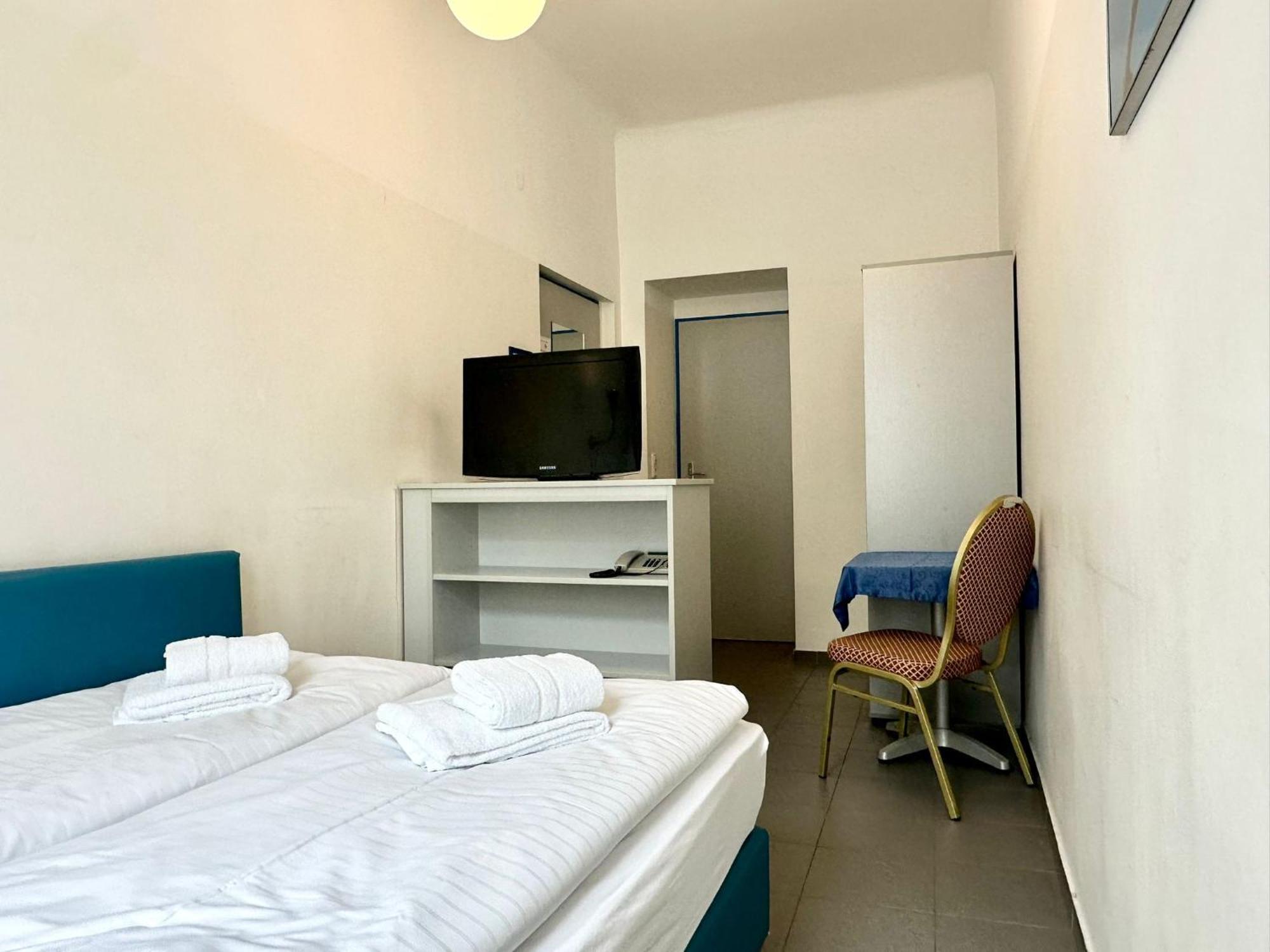 Very Central, 5 Min To City Center, Self Check In Vienna Exterior photo